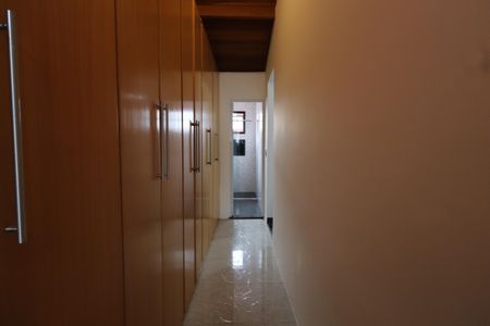 Casa à venda com 180m², 3 quartos e 4 vagasCloset da suíte 2