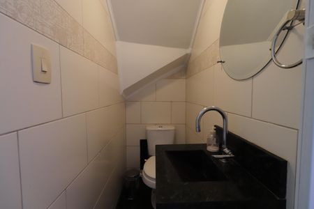 Casa à venda com 180m², 3 quartos e 4 vagasLavabo