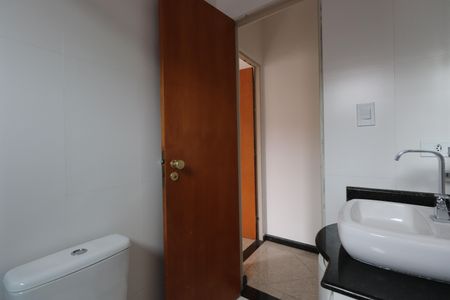 Casa à venda com 180m², 3 quartos e 4 vagasBanheiro Social