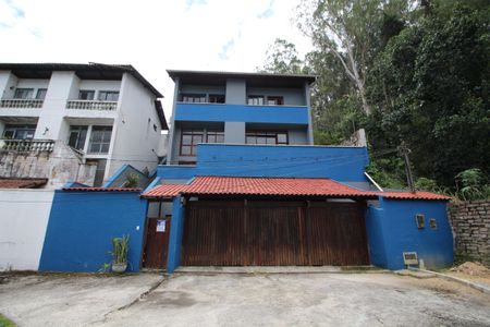 Casa à venda com 412m², 5 quartos e 3 vagasFachada com Placa