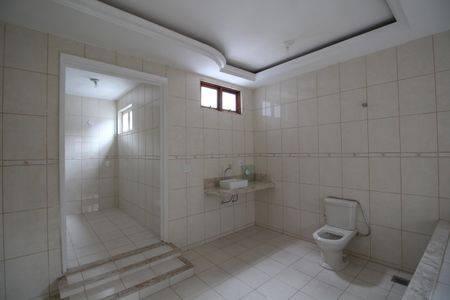 Casa à venda com 412m², 5 quartos e 3 vagasQuarto 5 - Banheiro