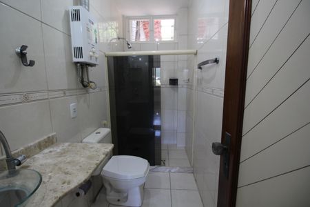 Casa à venda com 412m², 5 quartos e 3 vagasBanheiro Social 1