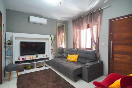 Sala de casa à venda com 3 quartos, 150m² em Santo Afonso, Novo Hamburgo