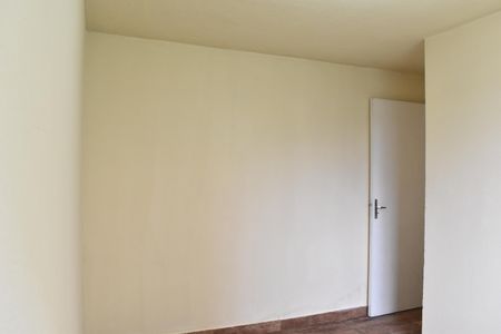 Quarto 1 de apartamento para alugar com 2 quartos, 50m² em Ganchinho, Curitiba
