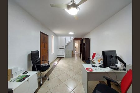 Casa à venda com 150m², 3 quartos e 2 vagasSala de Estar