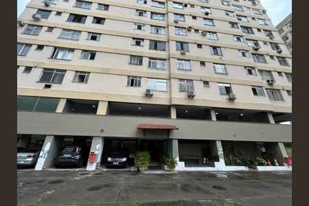 Apartamento à venda com 67m², 2 quartos e 1 vagaFachada