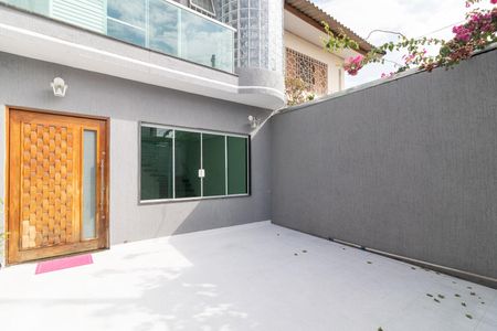 Casa à venda com 204m², 3 quartos e 2 vagasGaragem