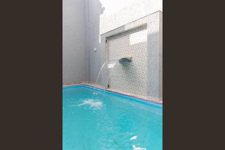 Casa à venda com 204m², 3 quartos e 2 vagasÁrea comum - Piscina
