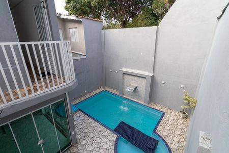Casa à venda com 204m², 3 quartos e 2 vagasÁrea comum - Piscina