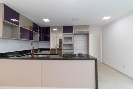 Casa à venda com 204m², 3 quartos e 2 vagasCozinha
