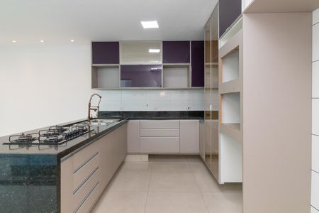 Casa à venda com 204m², 3 quartos e 2 vagasCozinha