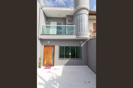 Casa à venda com 204m², 3 quartos e 2 vagasFachada interna