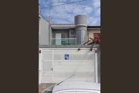 Casa à venda com 204m², 3 quartos e 2 vagasFachada