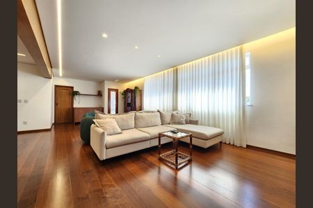 Apartamento à venda com 196m², 4 quartos e 2 vagas Apartamento à venda com 196m², 4 quartos e 2 vagasSala