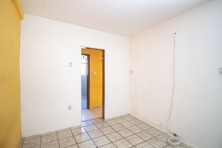 Sala 2 de casa para alugar com 2 quartos, 60m² em Vila Nova, Porto Alegre