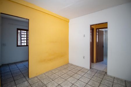 Sala 2 de casa para alugar com 2 quartos, 60m² em Vila Nova, Porto Alegre