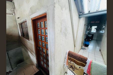 Casa à venda com 82m², 2 quartos e 1 vagaEntrada