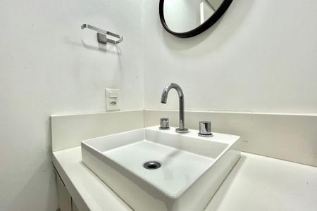 Apartamento à venda com 63m², 2 quartos e 1 vaga Apartamento à venda com 63m², 2 quartos e 1 vagaBanheiro da Suíte