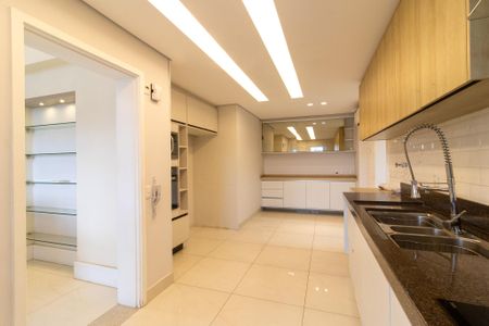 Apartamento à venda com 189m², 3 quartos e 3 vagasCozinha