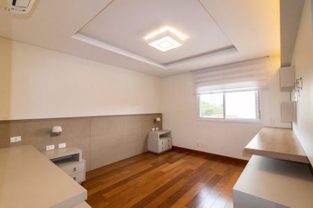 Apartamento à venda com 189m², 3 quartos e 3 vagasSuíte 1