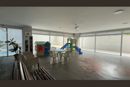 Apartamento à venda com 80m², 2 quartos e 1 vaga Apartamento à venda com 80m², 2 quartos e 1 vagaPlayground