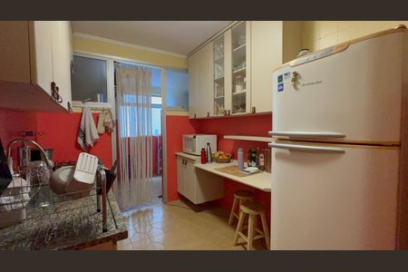 Apartamento à venda com 80m², 2 quartos e 1 vagaCozinha