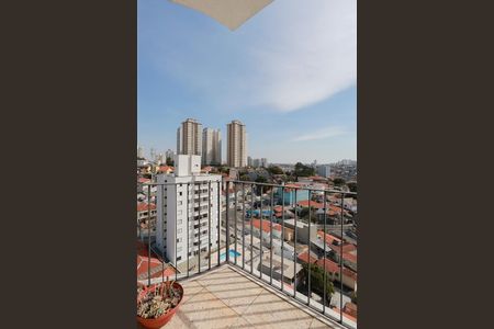 Apartamento à venda com 122m², 3 quartos e 2 vagas Apartamento à venda com 122m², 3 quartos e 2 vagasSacada da suíte