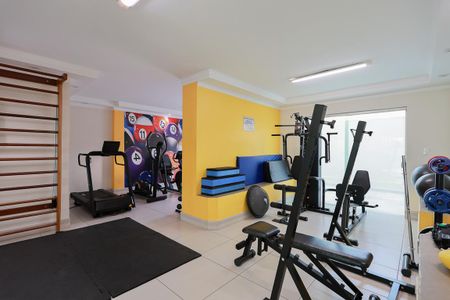 Apartamento à venda com 122m², 3 quartos e 2 vagas Apartamento à venda com 122m², 3 quartos e 2 vagasÁrea comum - Piscina