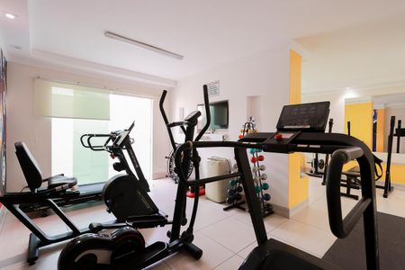 Apartamento à venda com 122m², 3 quartos e 2 vagas Apartamento à venda com 122m², 3 quartos e 2 vagasÁrea comum - Piscina