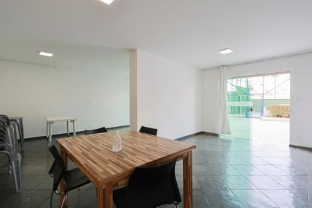 Apartamento à venda com 122m², 3 quartos e 2 vagas Apartamento à venda com 122m², 3 quartos e 2 vagasÁrea comum - Salão de festas