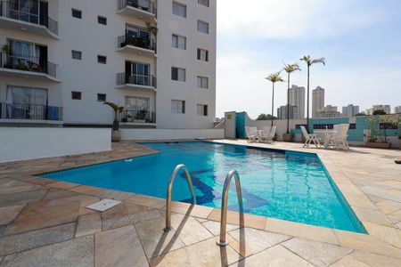 Apartamento à venda com 122m², 3 quartos e 2 vagas Apartamento à venda com 122m², 3 quartos e 2 vagasÁrea comum - Piscina