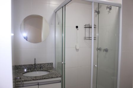 Apartamento para alugar com 70m², 2 quartos e 1 vagaBanheiro social 