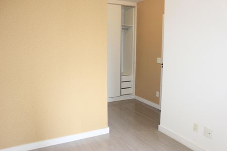 Apartamento para alugar com 70m², 2 quartos e 1 vagaSuíte