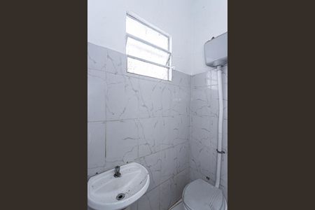 Banheiro de casa para alugar com 1 quarto, 40m² em Freguesia do Ó, São Paulo