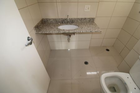 Apartamento à venda com 58m², 3 quartos e sem vagaBanheiro Social