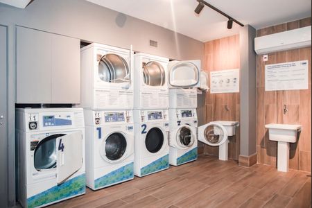 Studio à venda com 24m², 1 quarto e sem vaga Studio à venda com 24m², 1 quarto e sem vagaÁrea comum - Lavanderia