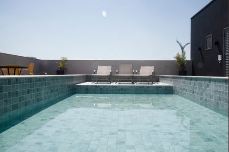 Studio à venda com 24m², 1 quarto e sem vaga Studio à venda com 24m², 1 quarto e sem vagaÁrea comum - Piscina