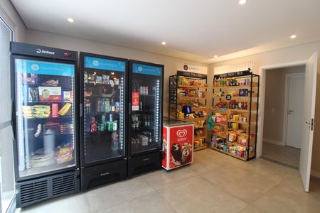 Apartamento para alugar com 34m², 2 quartos e 1 vagaÁrea comum