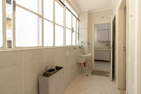 Apartamento para alugar com 142m², 3 quartos e 2 vagas Apartamento para alugar com 142m², 3 quartos e 2 vagasÁrea de Serviço
