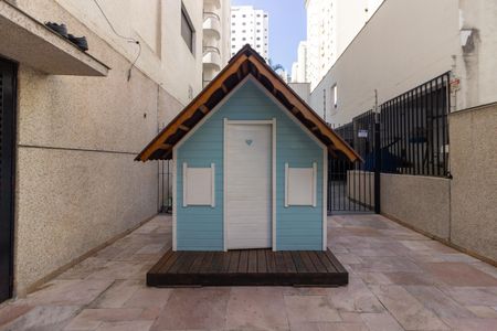 Apartamento para alugar com 142m², 3 quartos e 2 vagas Apartamento para alugar com 142m², 3 quartos e 2 vagasÁrea comum - Playground