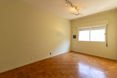 Apartamento para alugar com 142m², 3 quartos e 2 vagas Apartamento para alugar com 142m², 3 quartos e 2 vagasQuarto 2