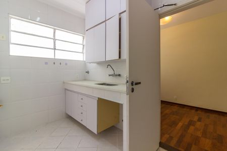 Apartamento para alugar com 142m², 3 quartos e 2 vagas Apartamento para alugar com 142m², 3 quartos e 2 vagasCozinha