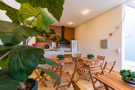 Apartamento à venda com 48m², 2 quartos e sem vagaÁrea comum - Churrasqueira