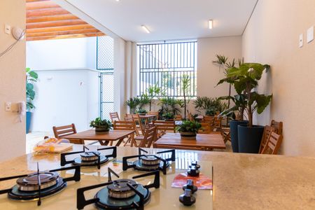 Apartamento à venda com 48m², 2 quartos e sem vagaÁrea comum - Churrasqueira