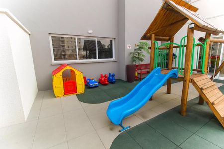 Apartamento à venda com 48m², 2 quartos e sem vagaÁrea comum - Playground
