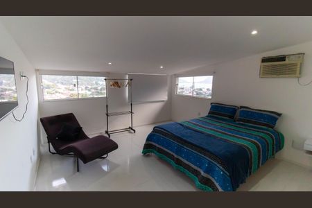 Casa de condomínio à venda com 440m², 5 quartos e 3 vagas