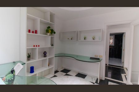 Casa de condomínio à venda com 440m², 5 quartos e 3 vagas