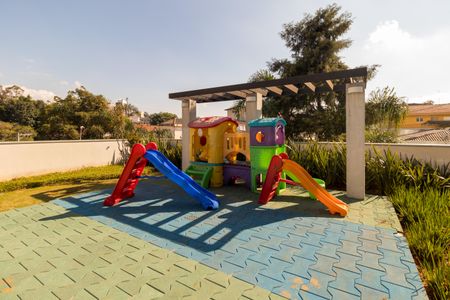 Apartamento à venda com 53m², 2 quartos e 1 vaga Apartamento à venda com 53m², 2 quartos e 1 vagaÁrea comum - Playground