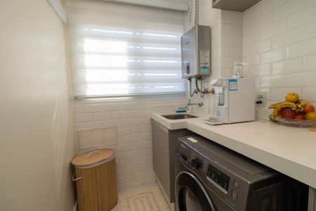 Apartamento à venda com 53m², 2 quartos e 1 vaga Apartamento à venda com 53m², 2 quartos e 1 vagaCozinha e Área de Serviço