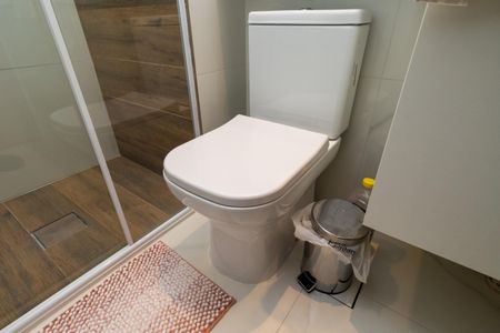 Apartamento à venda com 53m², 2 quartos e 1 vaga Apartamento à venda com 53m², 2 quartos e 1 vagaBanheiro Social